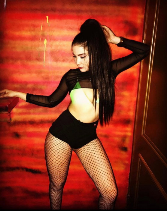 Jenny - photo 8