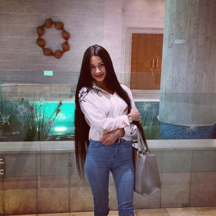 Ariana - photo