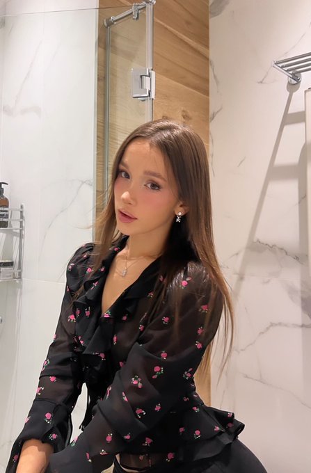 Angela45 - photo 2
