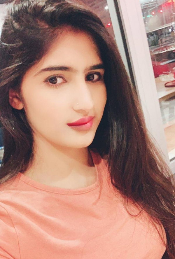 Sneha - foto 2