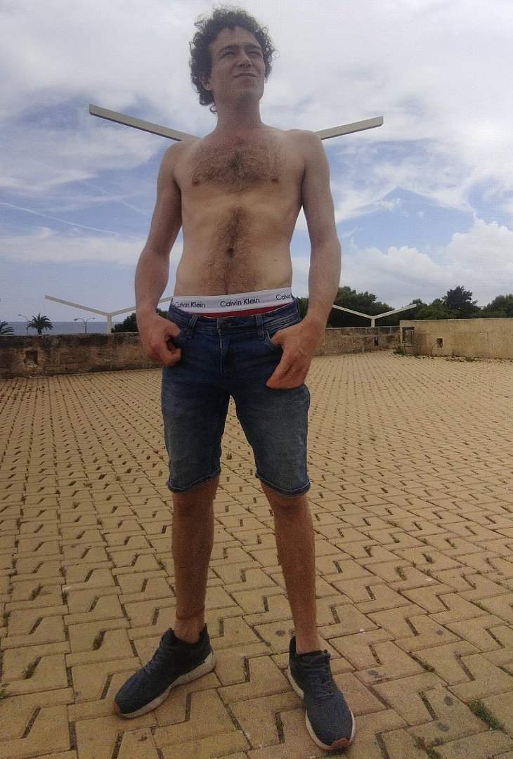 Cristian - photo 3