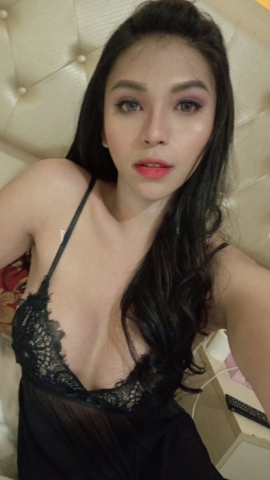 Rebecca - photo 16