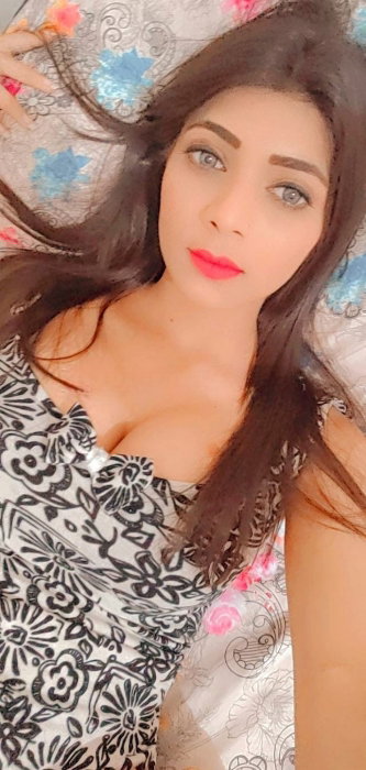 Pooja - photo