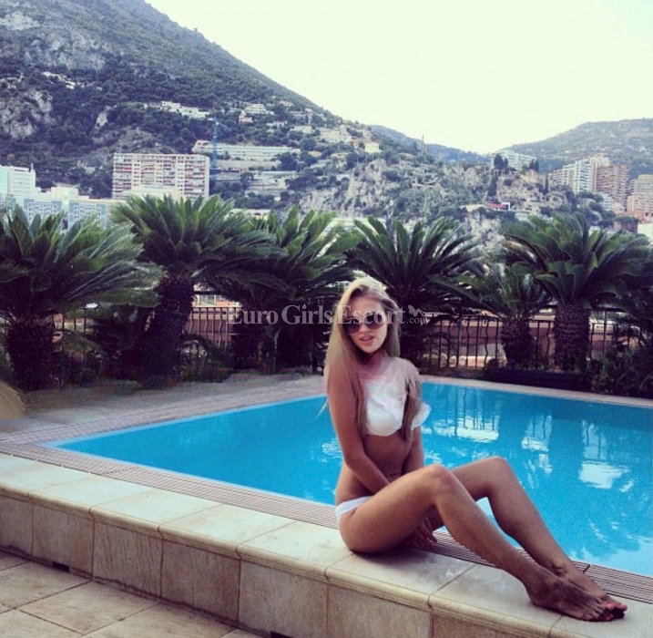 Karolina - foto 2