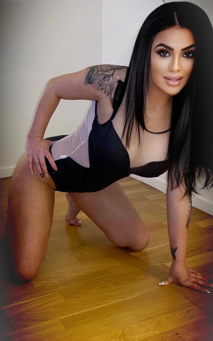 Karina - photo 6