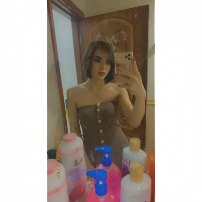 July Ladyboy - photo 2