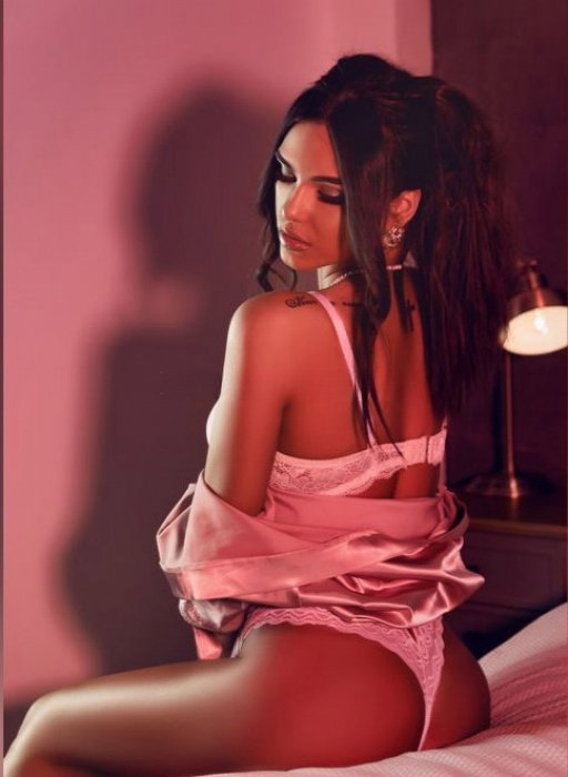 Lucy - photo 2