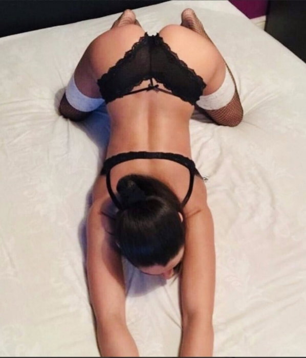 Nicole - photo 3