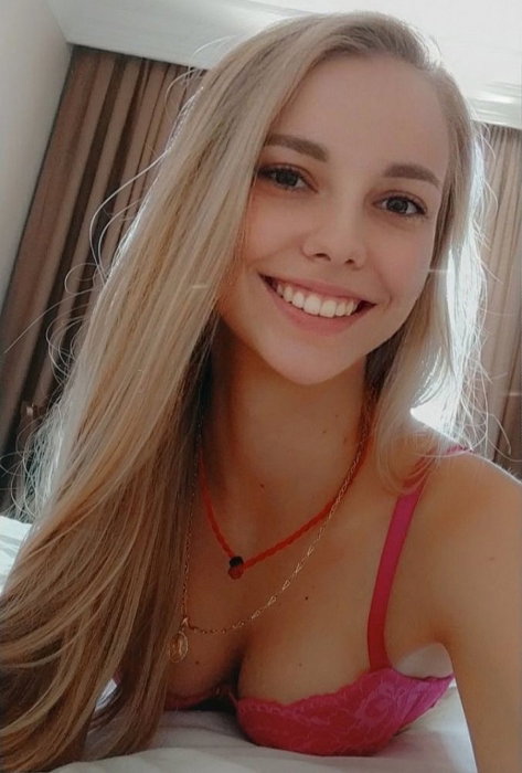Mia - photo 11