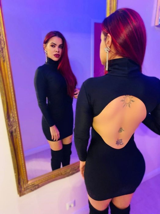 Julia - photo 2