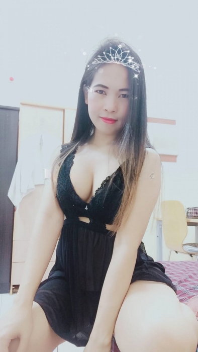 Deenee - photo