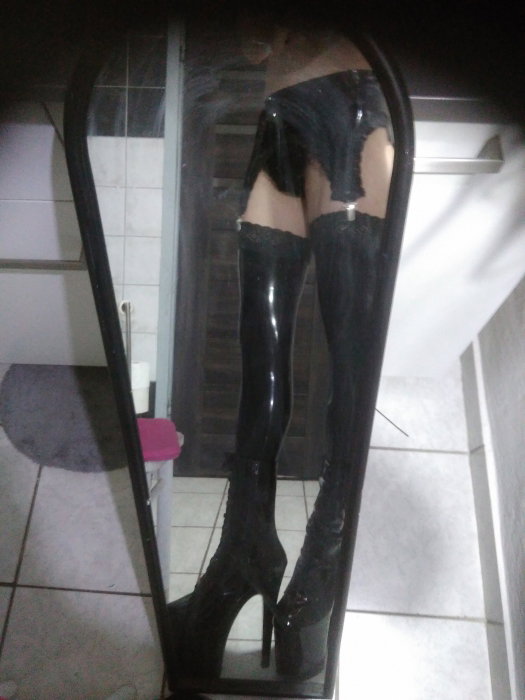 Li Black Martin - photo 2