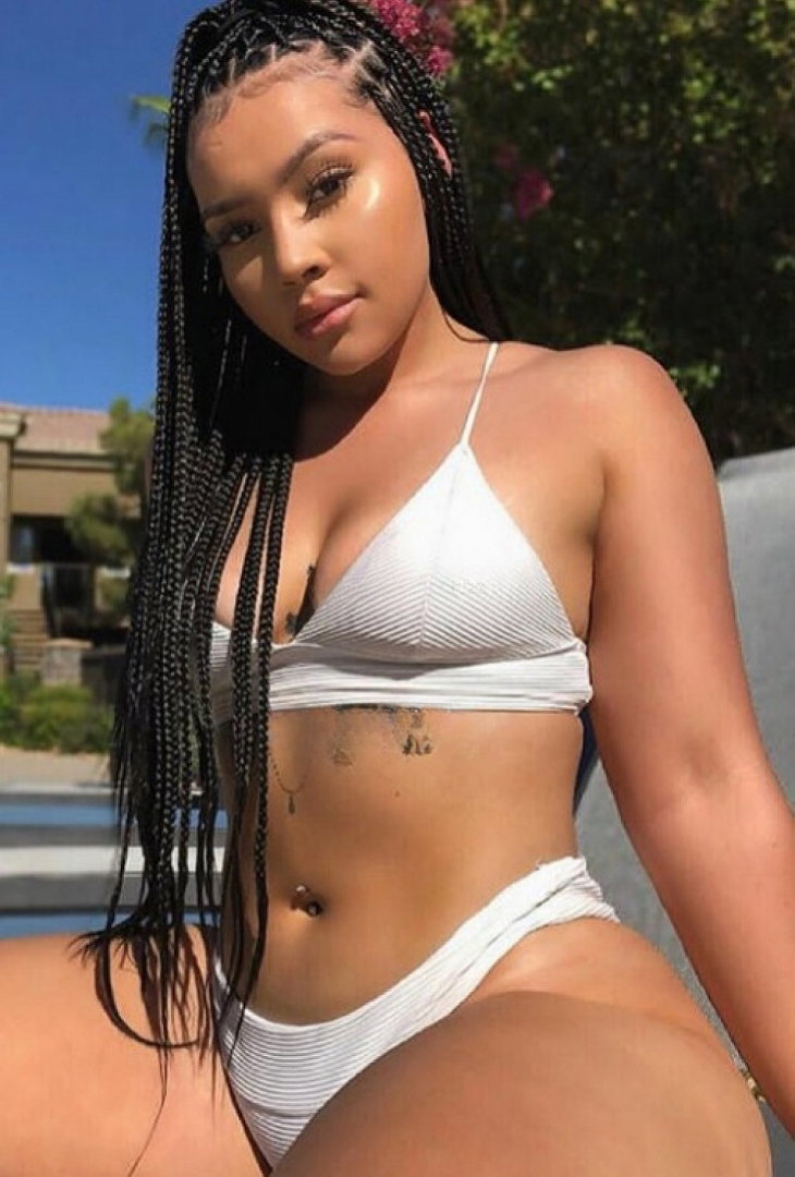 Laura Vera - photo 2
