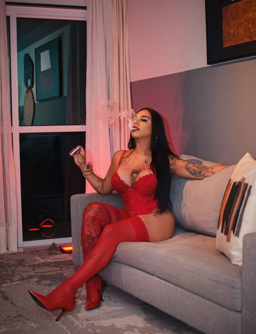 Lara - photo 17