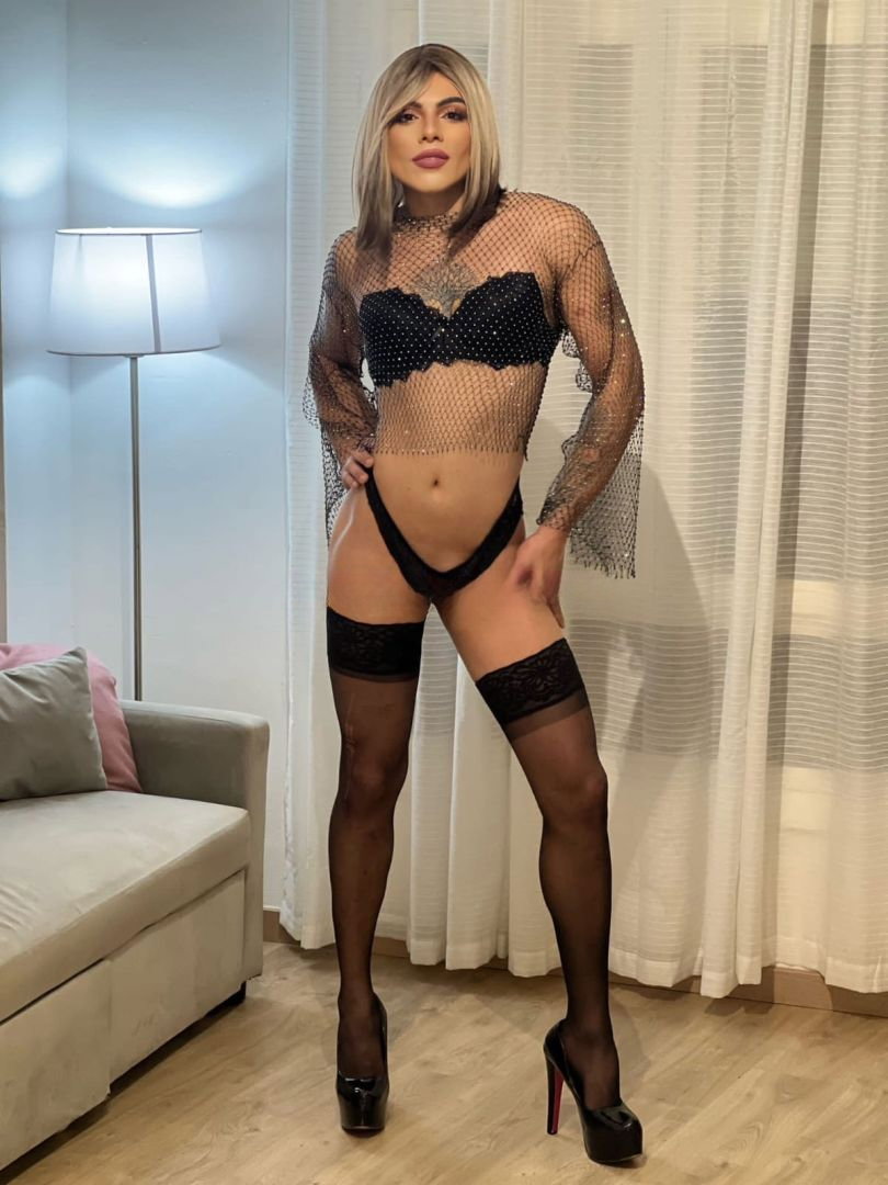 Camila Adams - photo 12