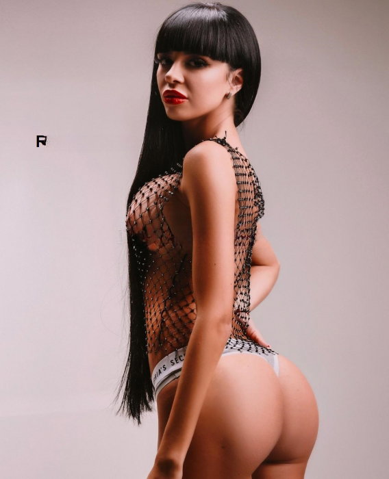 Maddy - photo
