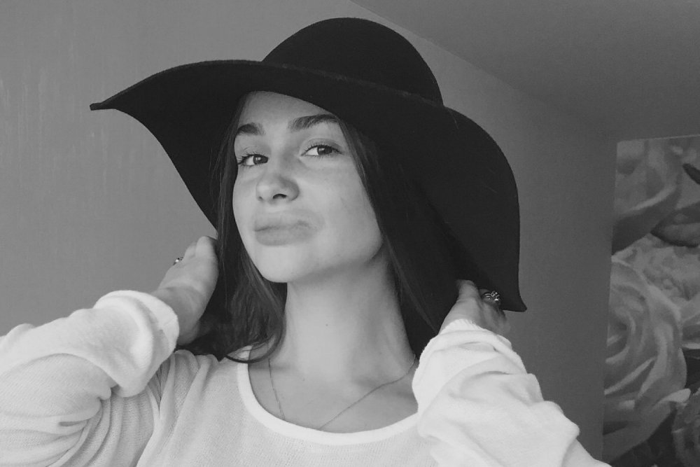 Alena - photo