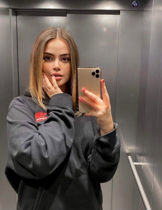 Yana - foto