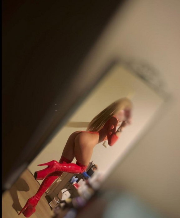 Emma - photo 2