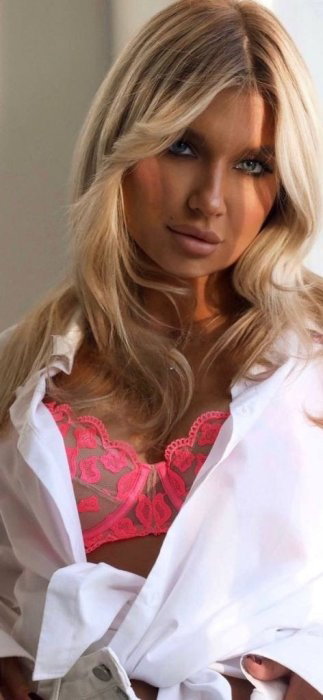 Tina - photo 6