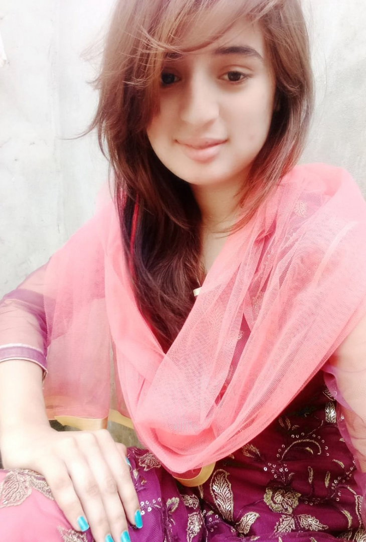 Eman Khan - photo