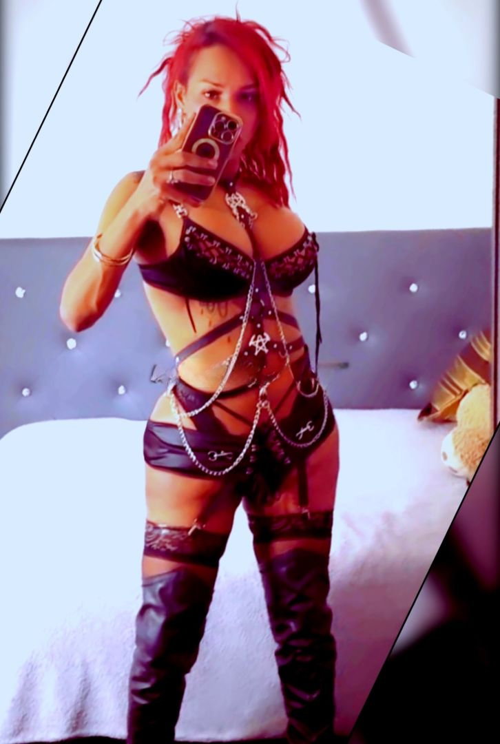 Britanny Gil - photo 5