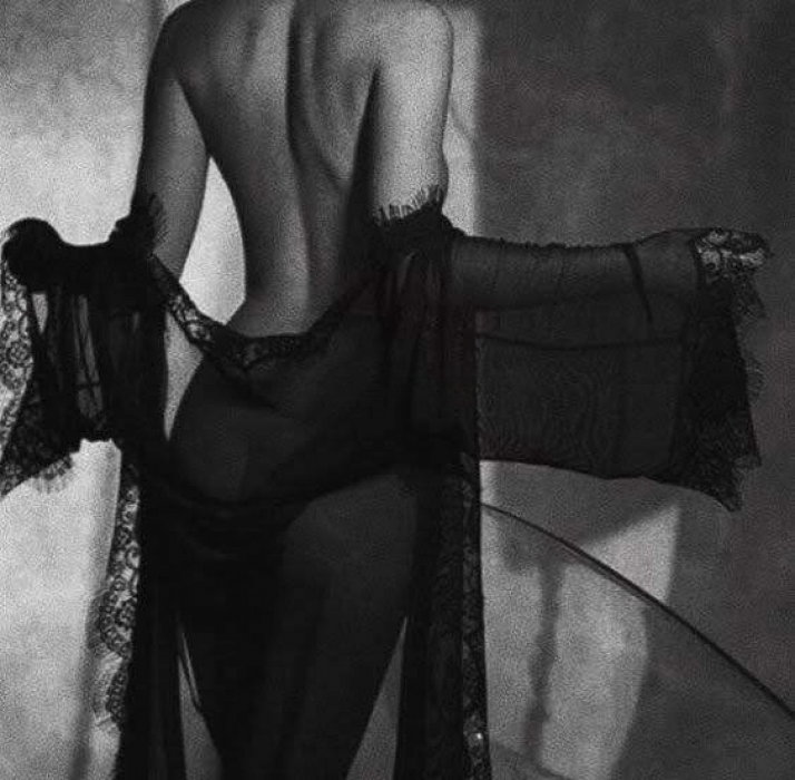 Emily - photo 2
