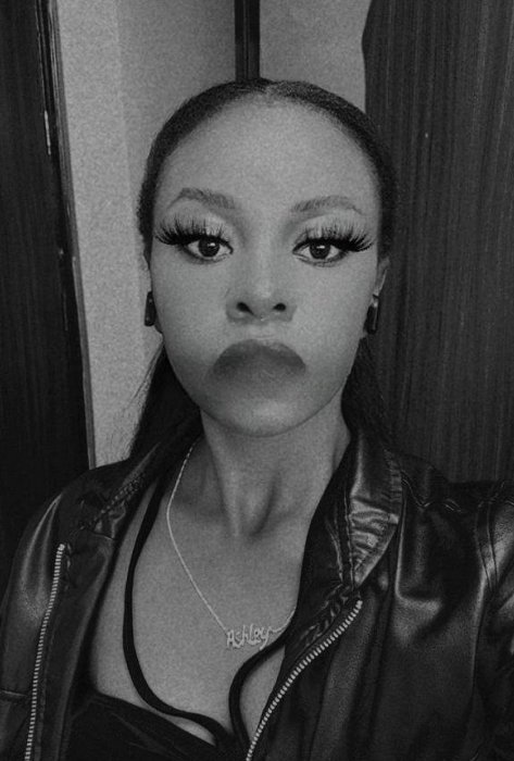 Ebony - photo 2