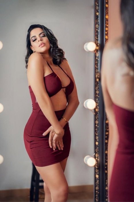 Angie - photo 8