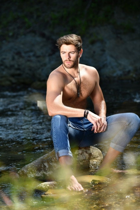 Tom - photo 15