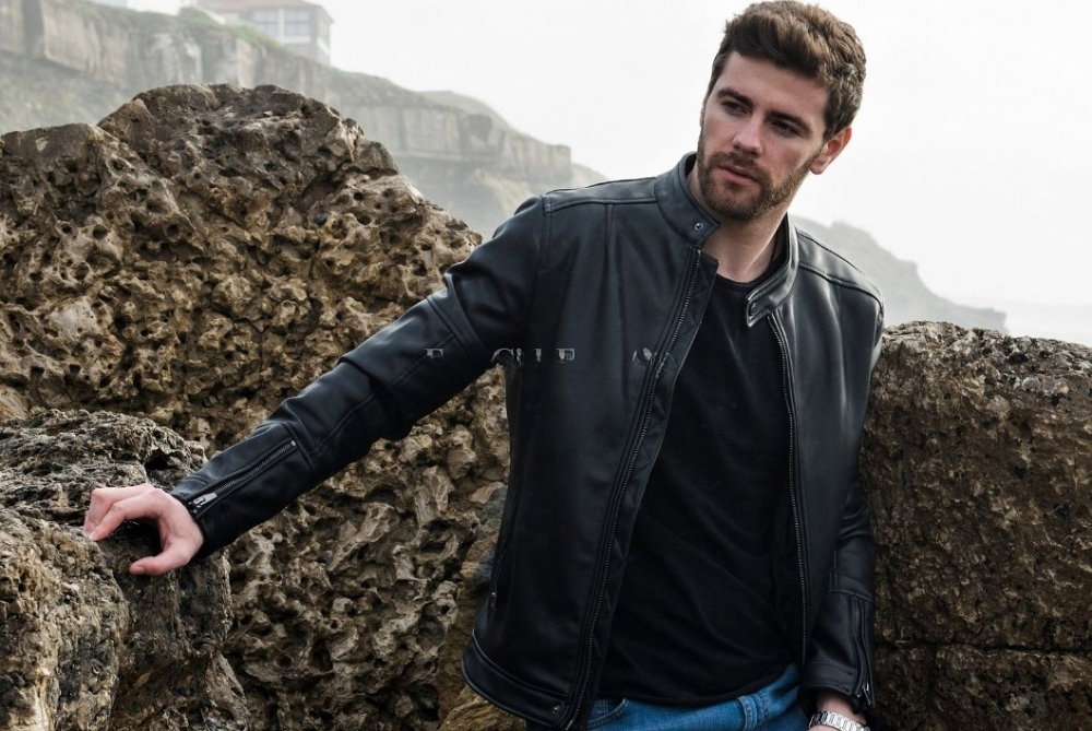 Tom - photo 4