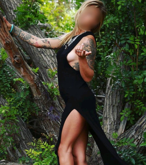 Liz - photo 2
