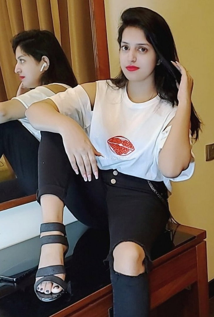 Yasmin - foto 4