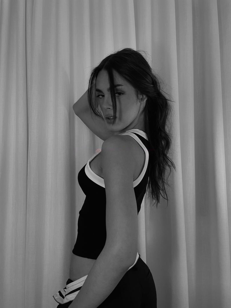 Julia Moraes - photo 14