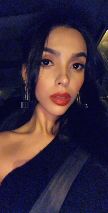 Camila - photo 4