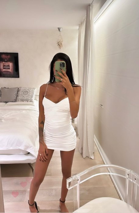 Monique - photo 16