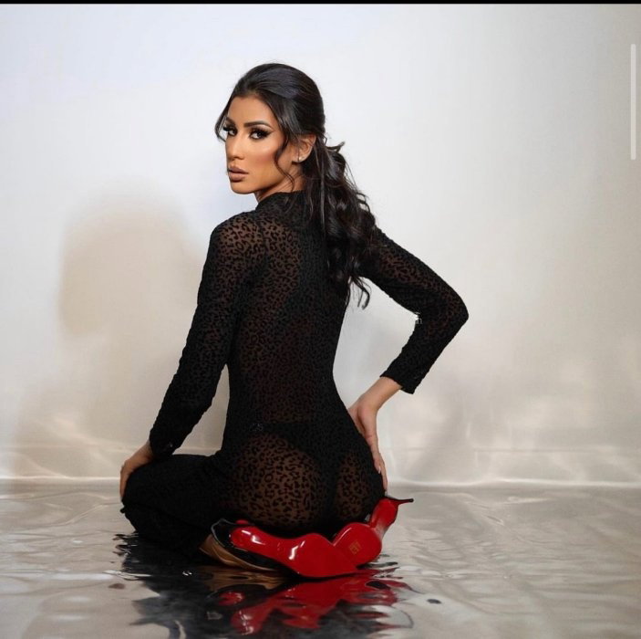 Monique - photo 15