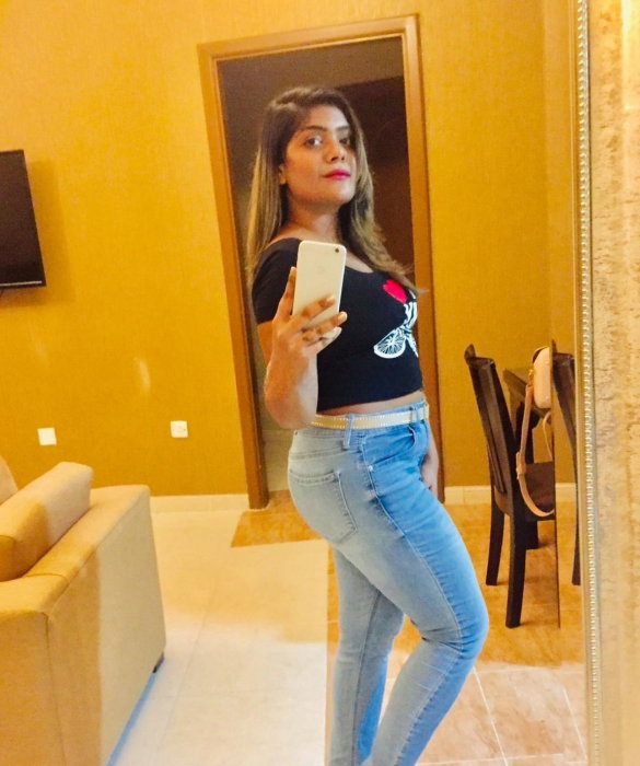 Preeti v - foto