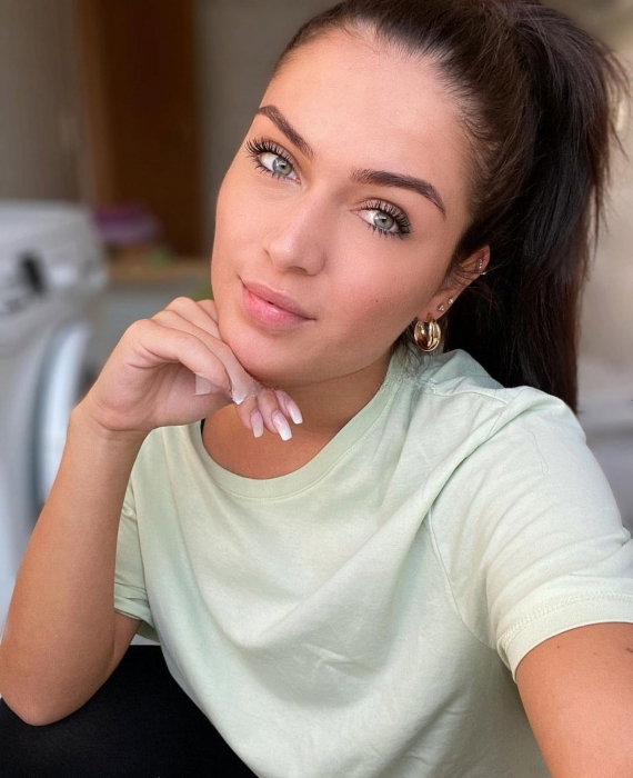 Ildiko - photo 4
