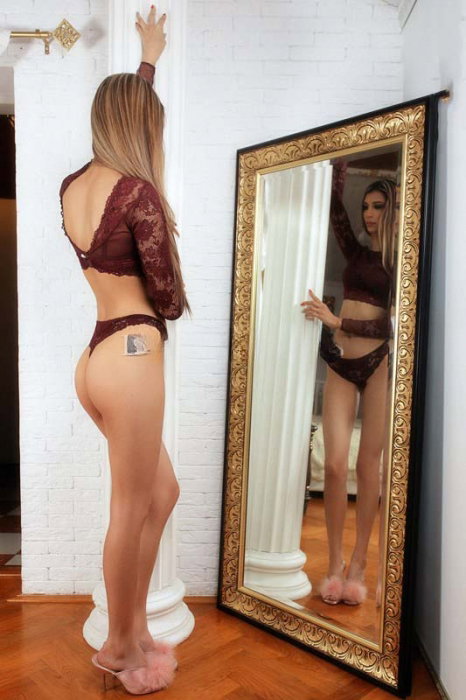 Elena - photo